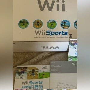 Nintendo Wii Console with Wii Sports - White